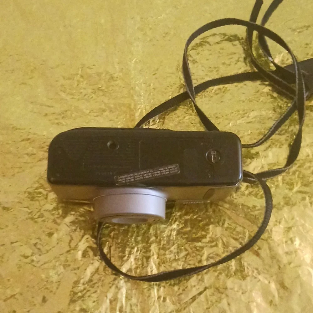 Camera - Picture 6 of 12